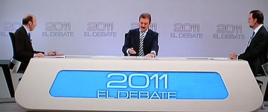 Rajoy cierra reconociendo que la tarea es difícil...   ... y Rubalcaba pidiendo a la gente que vote